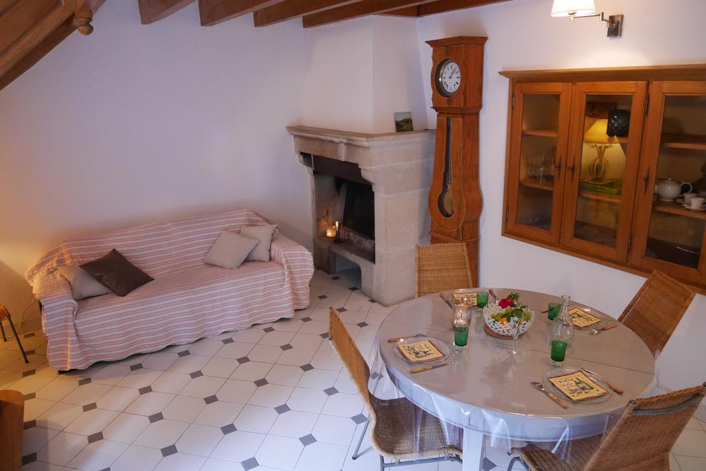 فيلا Saint-Affrique-les-Montagnesفي La Maison D'En Face الغرفة الصورة
